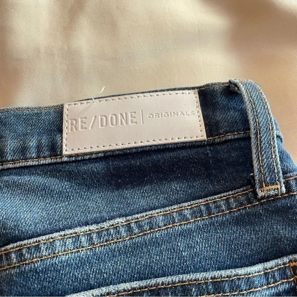 Re/Done- Vintage 90s Fit Style Dark Wash High Rise Ankle Crop Jeans Size 25